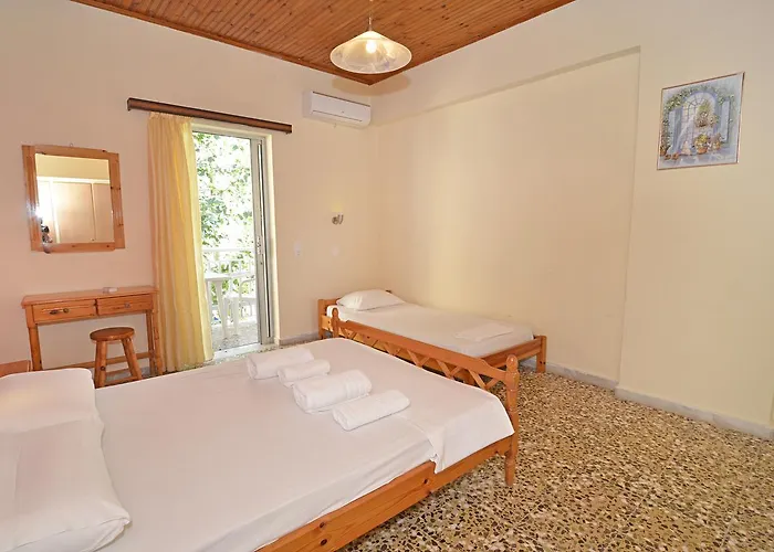 Levante Taverna Apartmanhotel