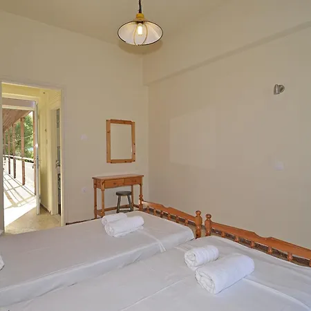 Levante Taverna Hotel apartamentowy *
