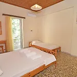 Levante Taverna Aparthotel